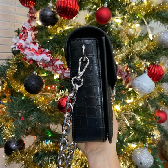 Michael Kors Carmen Medium Crocodile Embossed Convertible Shoulder Bag - Picture 2 of 9